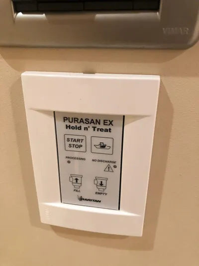 Deep Runner Yacht Photos Pics 