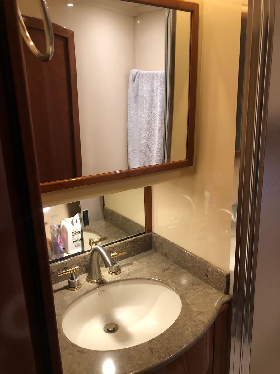 2007 Meridian 58 