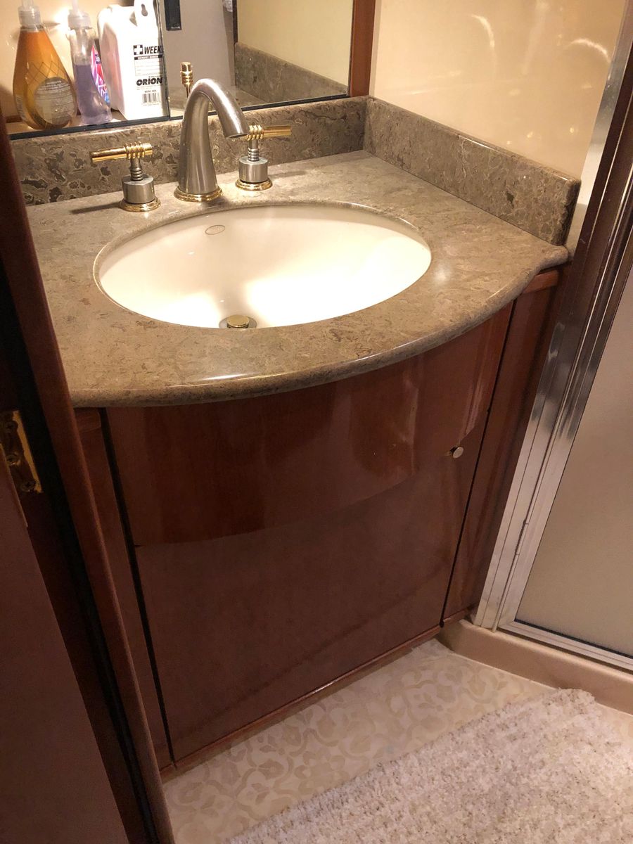 2007 Meridian 58 