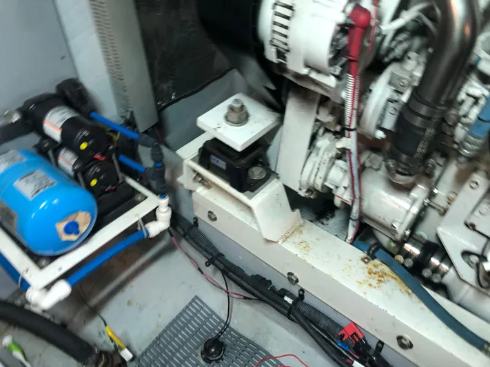 Deep Runner Yacht Photos Pics 