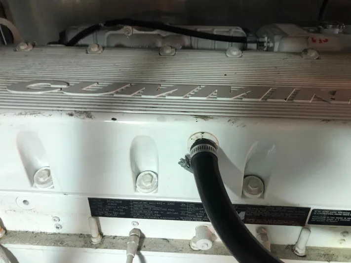 Deep Runner Yacht Photos Pics 