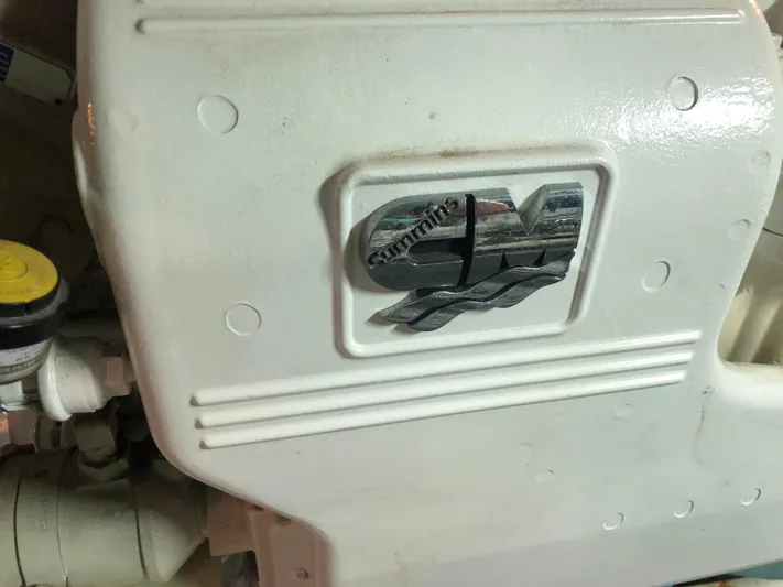 Deep Runner Yacht Photos Pics 