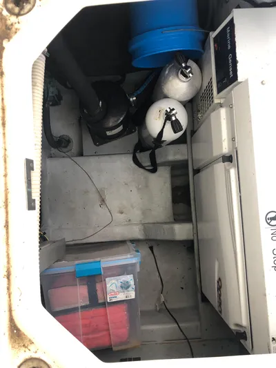 Deep Runner Yacht Photos Pics 