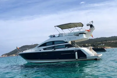 2011 Fairline Squadron 42