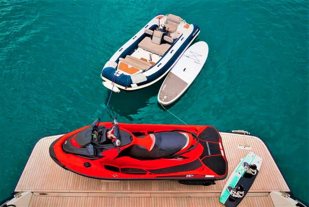 2012 Princess 84 