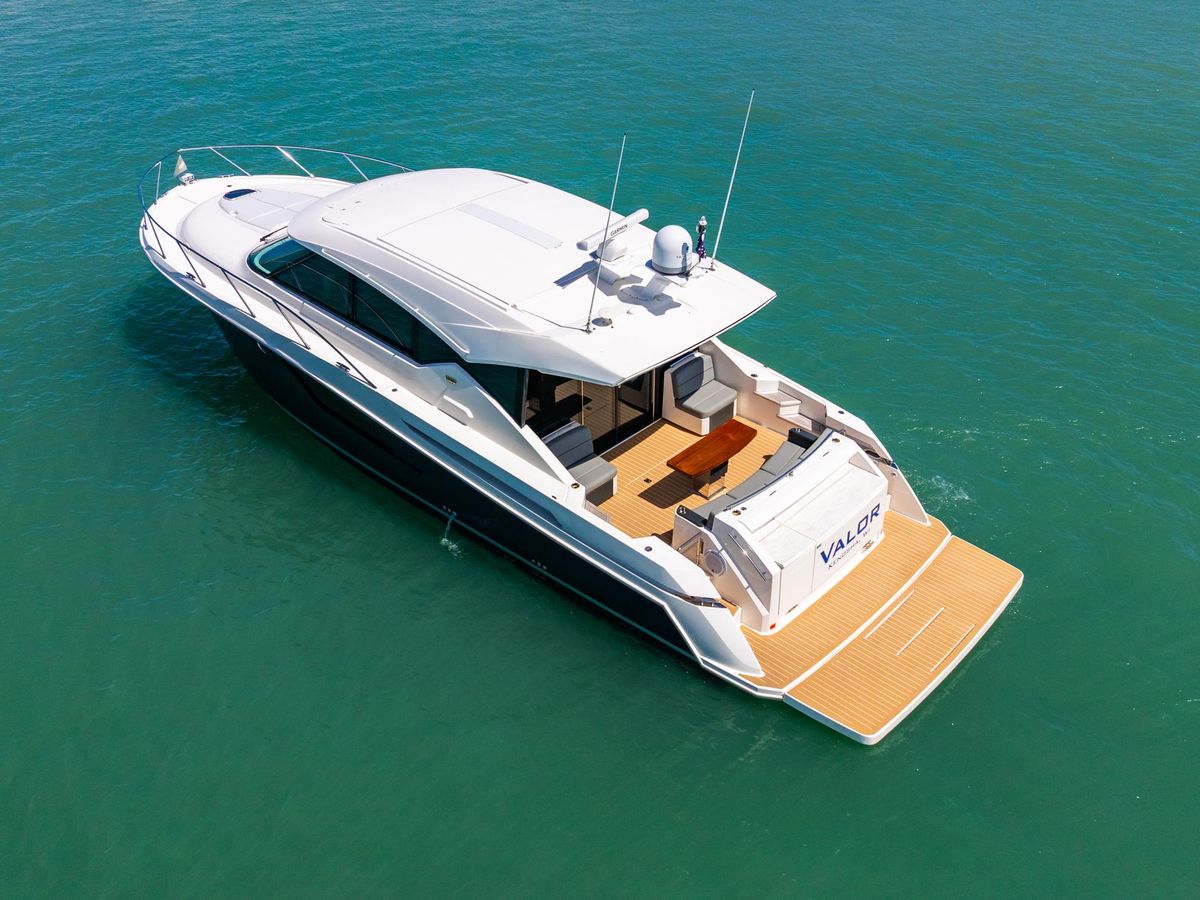 2014 Tiara Yachts 50 