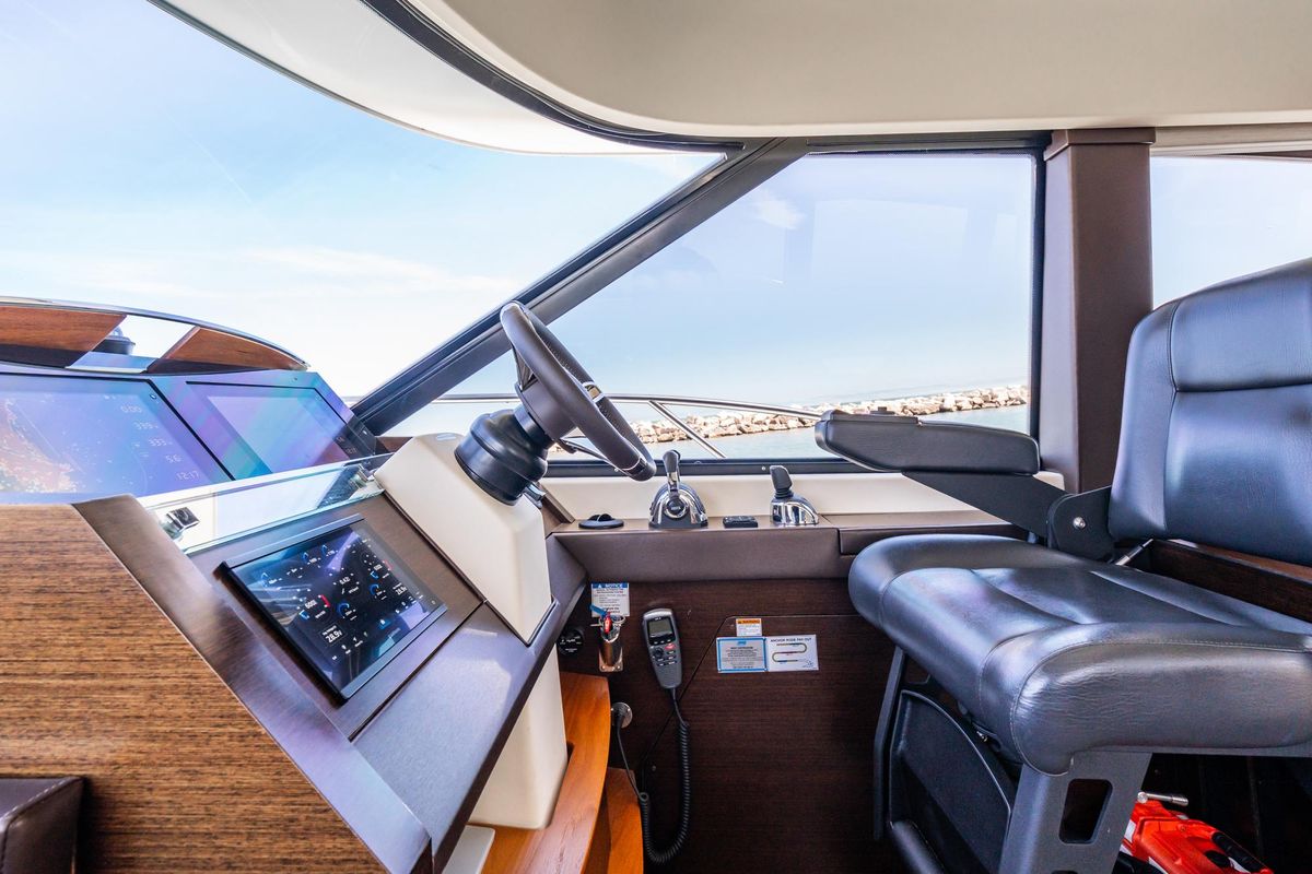 2014 Tiara Yachts 50 