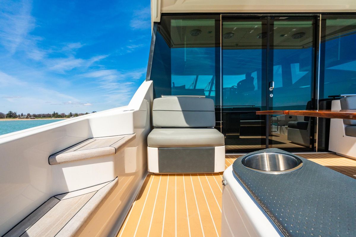 2014 Tiara Yachts 50 