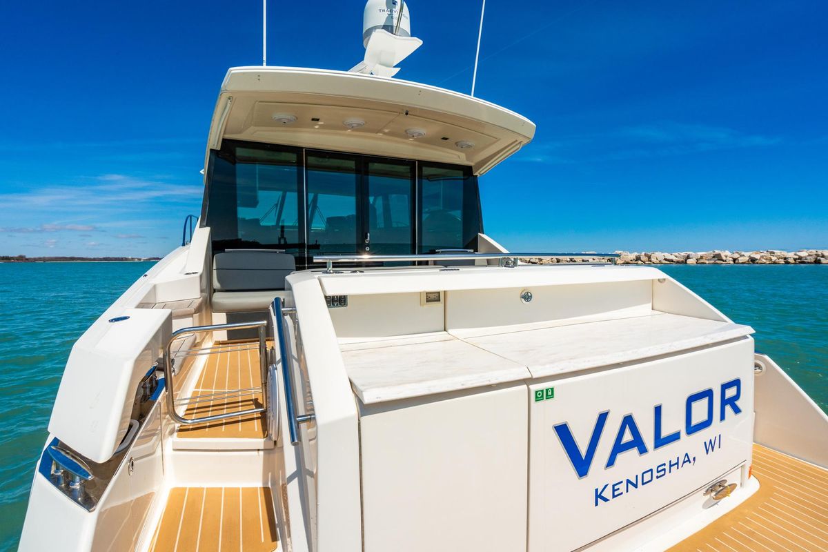 2014 Tiara Yachts 50 