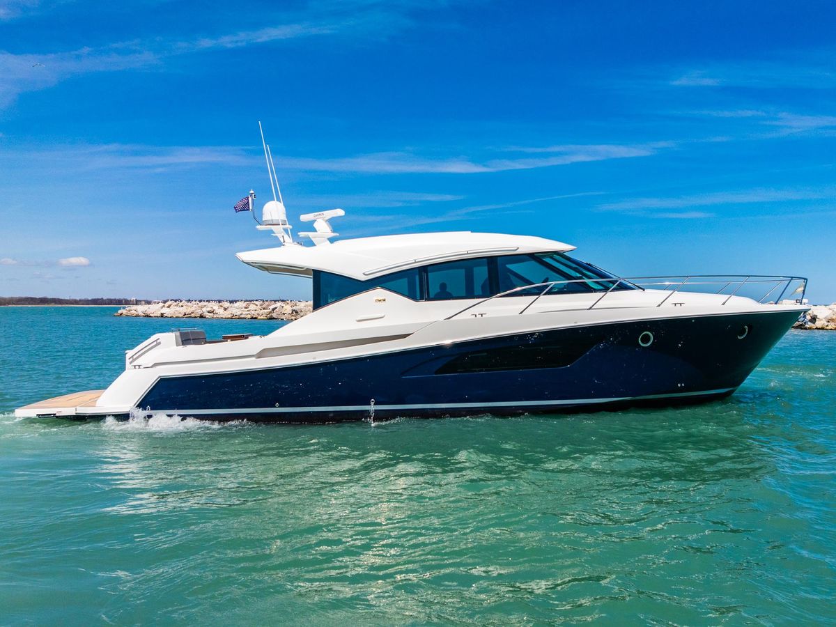 2014 Tiara Yachts 50 