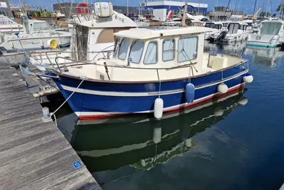 2019 Rhea 730 FISHING