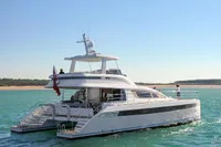 Catamaran Motor Yacht Euphorie 5