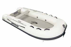 2023 Quicksilver 320 Air Deck