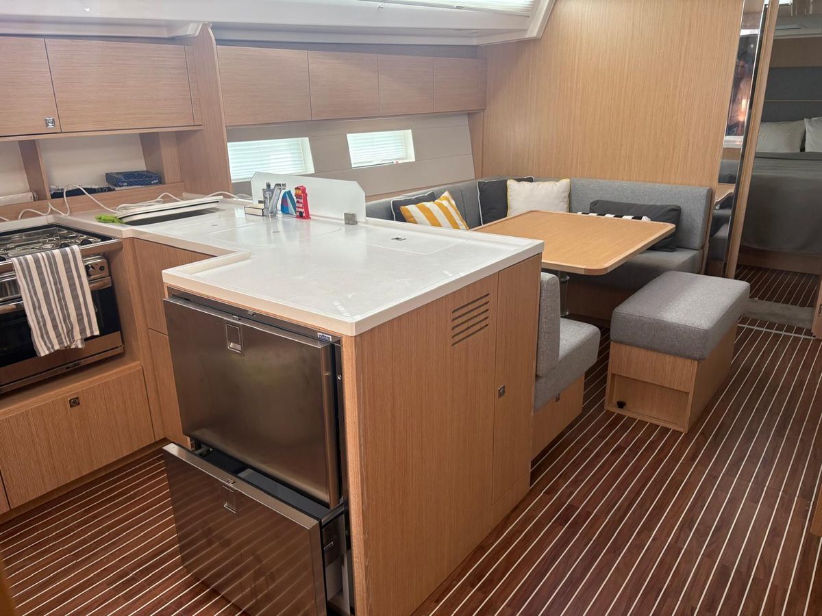 2022 Bavaria 51 