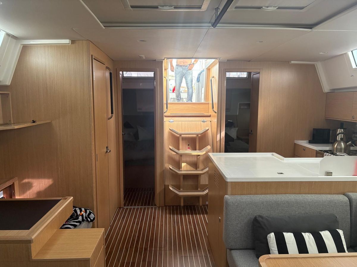 2022 Bavaria 51 