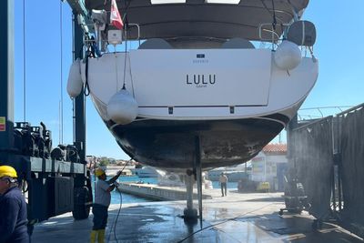 Yacht