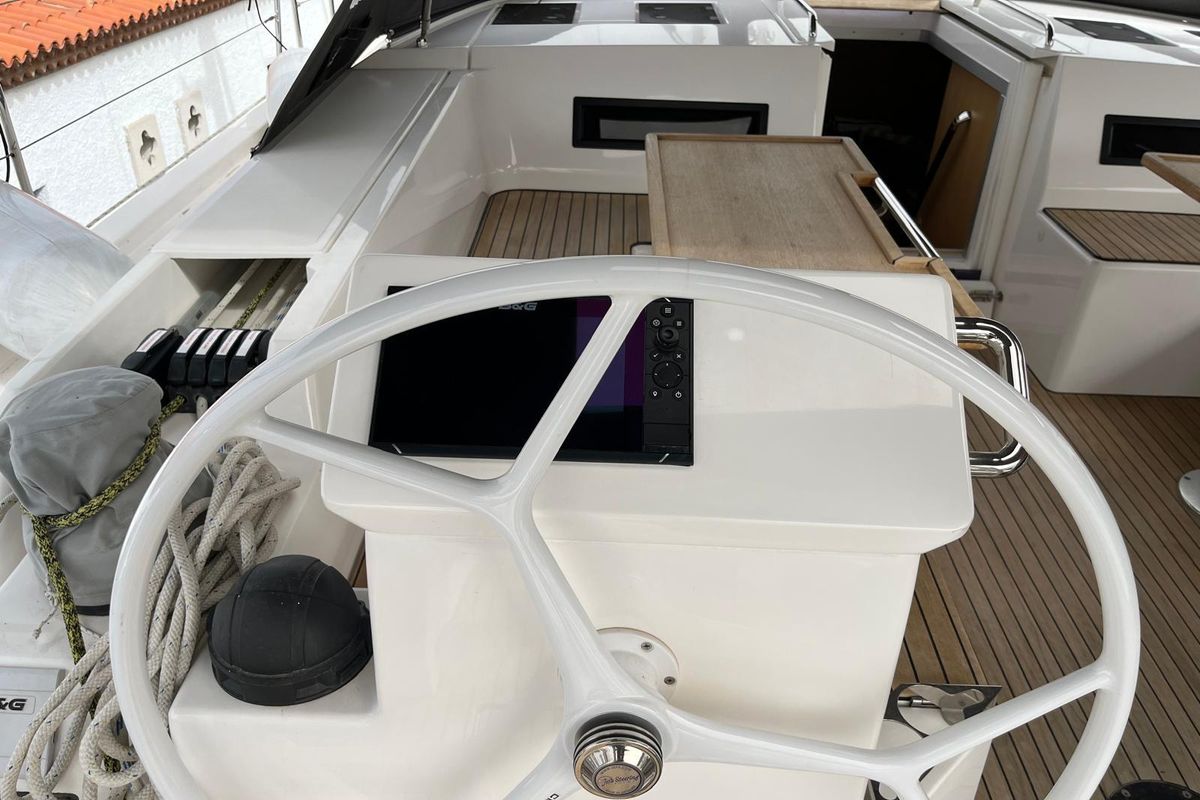 2022 Bavaria 51 