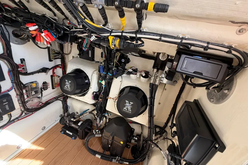  Yacht Photos Pics 2018 Yellowfin 32 Offshore boat wiring and electronics setup, showcasing detailed components and connections.