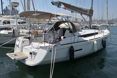2015 Jeanneau Sun Odyssey 439