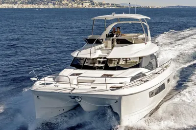 Aquila 44