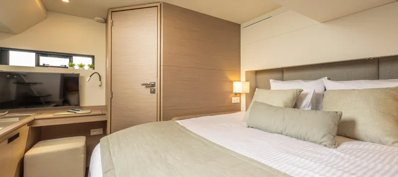Semper Fidelis Yacht Photos Pics Bedroom interior of 2022 Fountaine Pajot Alegria 67