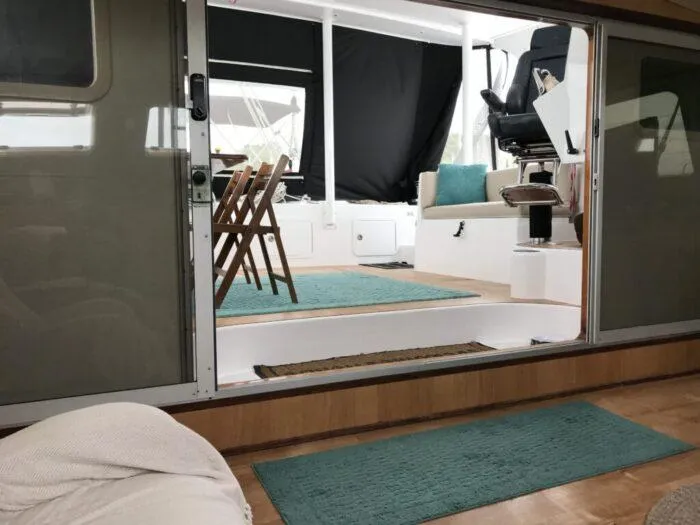 Vitesse Yacht Photos Pics Interior view of 1989 Lagoon 55 yacht with seating and dining area.