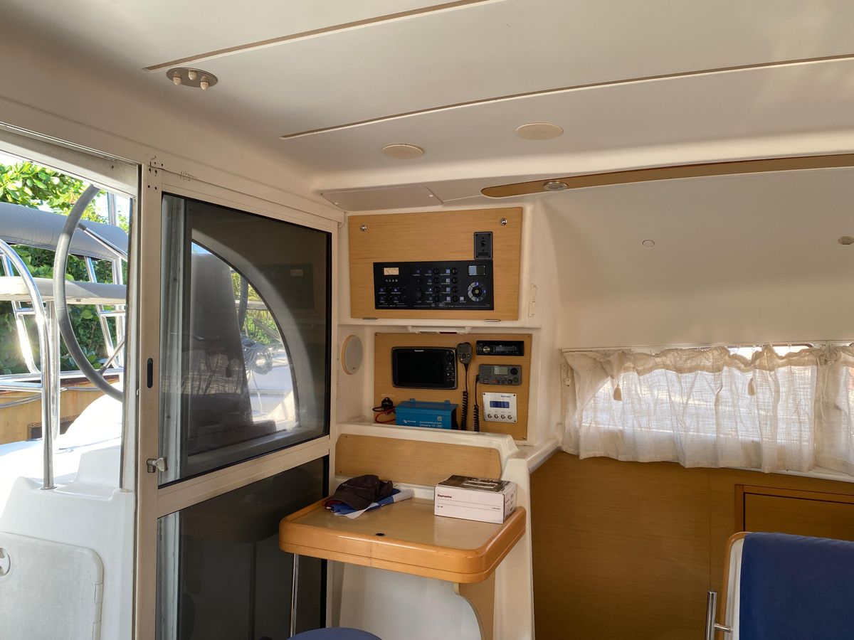 2013 Lagoon 38 