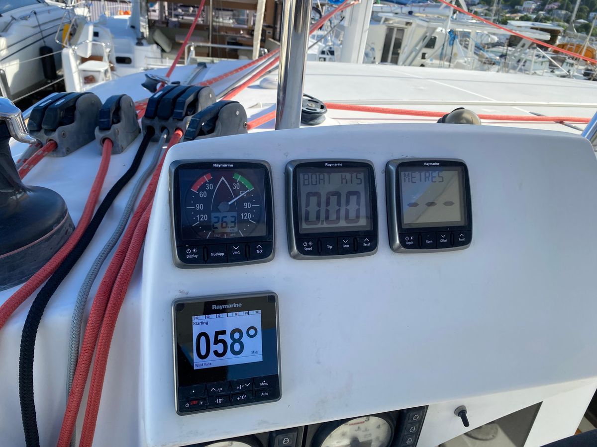 2013 Lagoon 38 