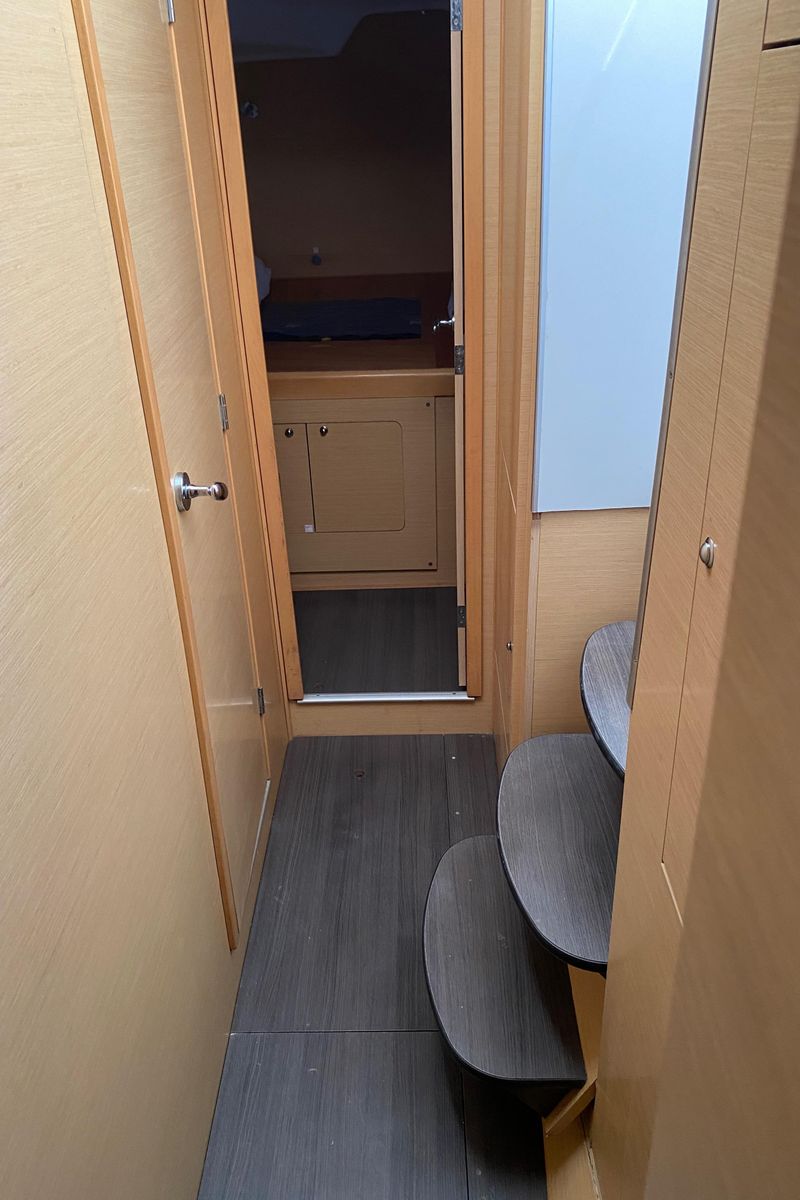 2013 Lagoon 38 