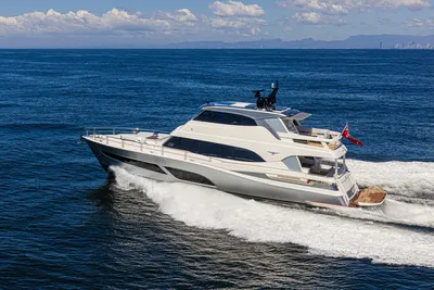 Riviera 78 Motor Yacht Enclosed