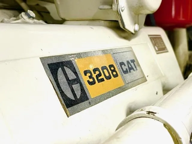 Venture 1 Yacht Photos Pics CAT 3208