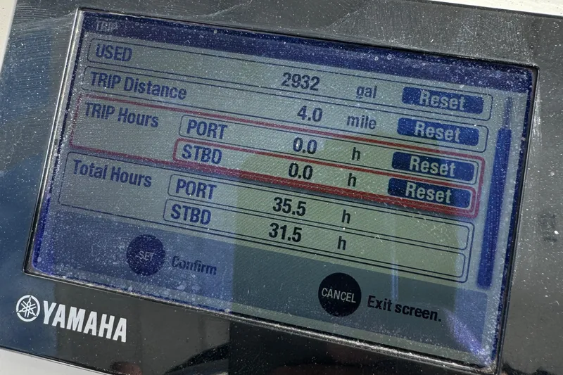 No Name Yacht Photos Pics Yamaha display showing trip data for 2014 Intrepid 327 Center Console boat.