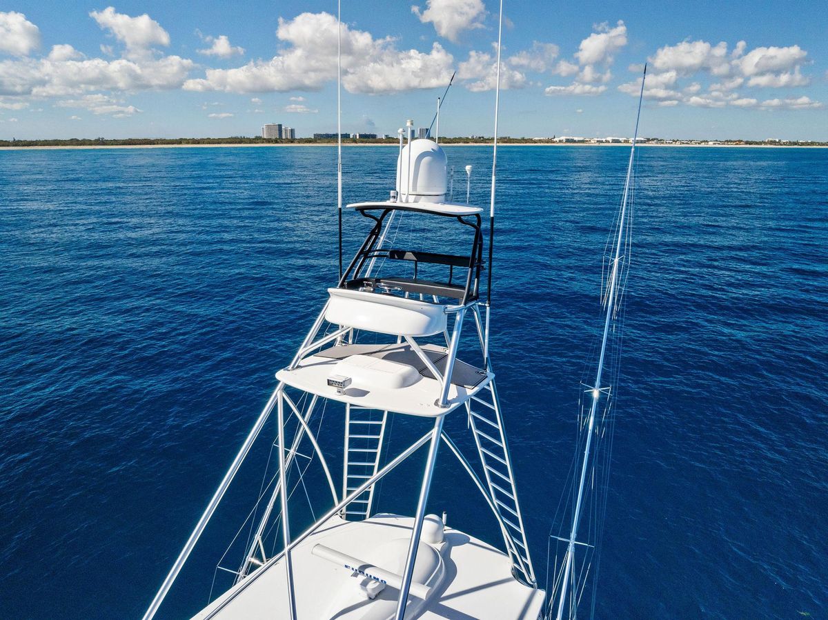 2019 Viking 80 