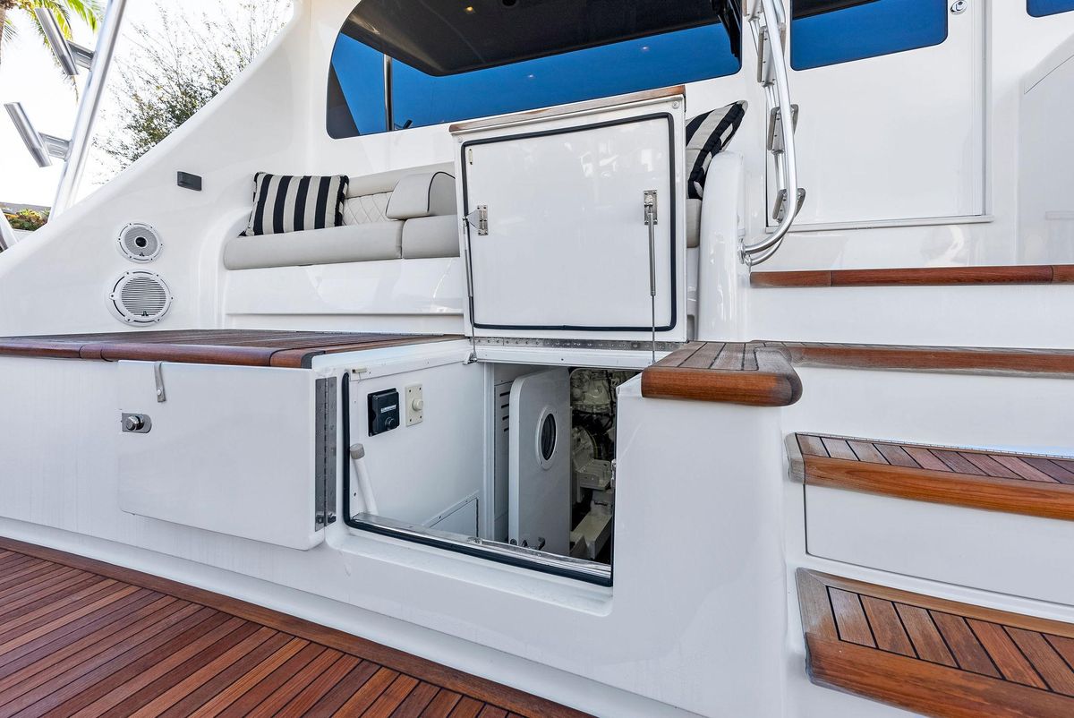 2019 Viking 80 