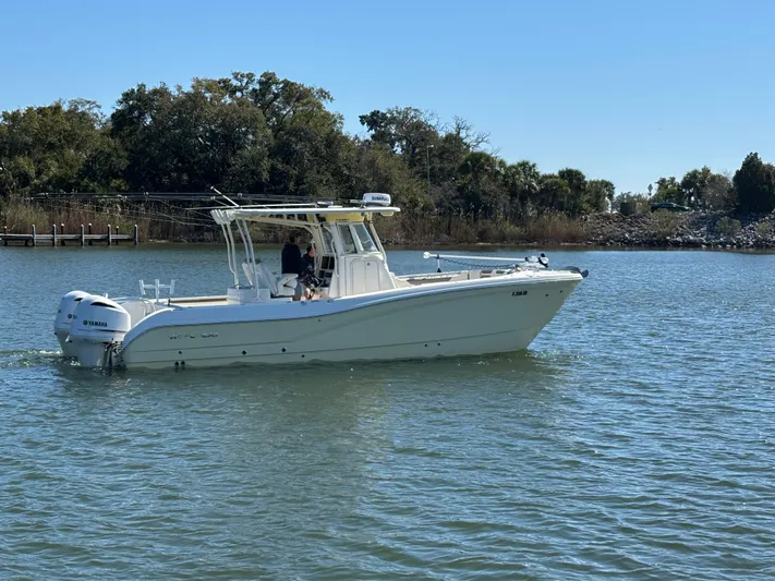 No Name Yacht Photos Pics 2020 29 World Cat 295 CC No Name Stb Profile