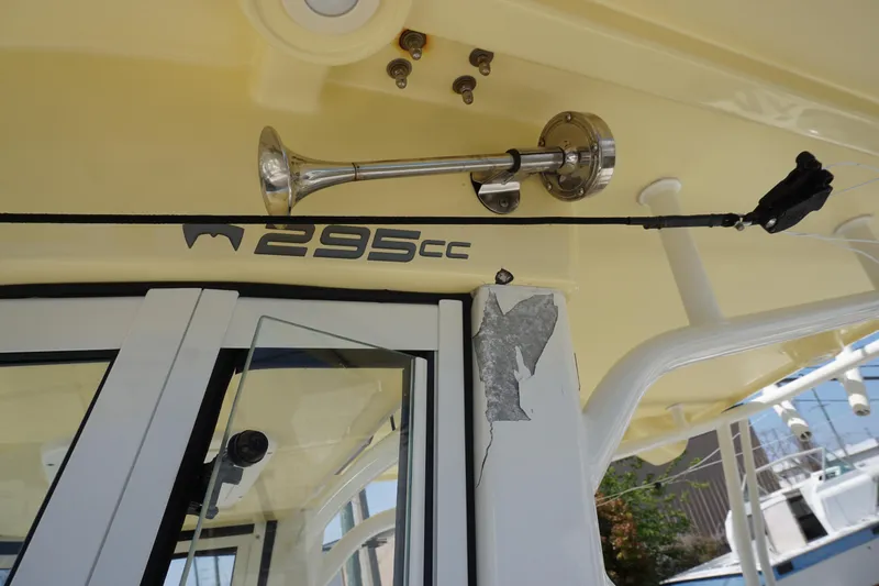 No Name Yacht Photos Pics 2020 29 World Cat 295 CC T Top