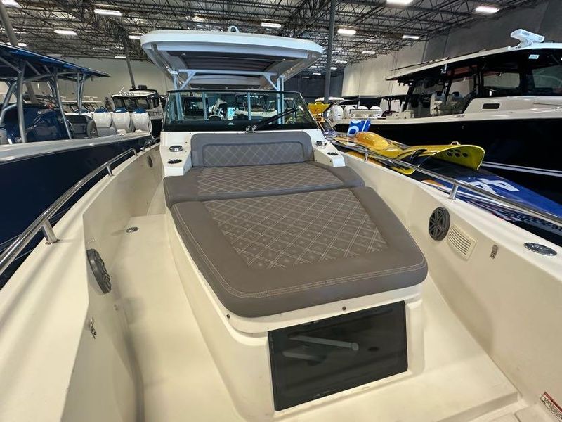 2018 Axopar 37 Sun-Top