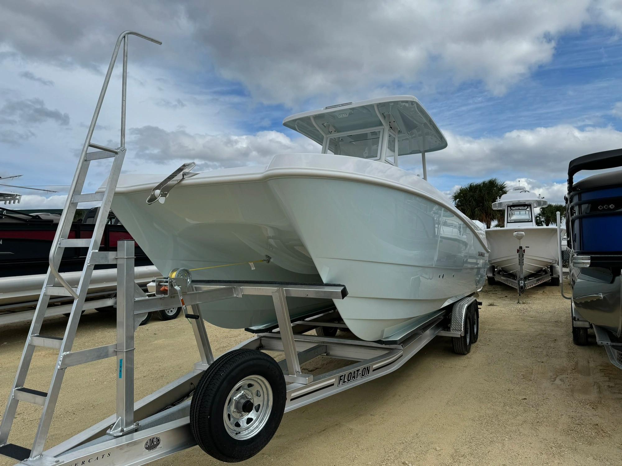 2024 Twin Vee 260 GFX Center Console for sale - YachtWorld