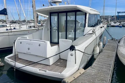 2015 Jeanneau NC 11