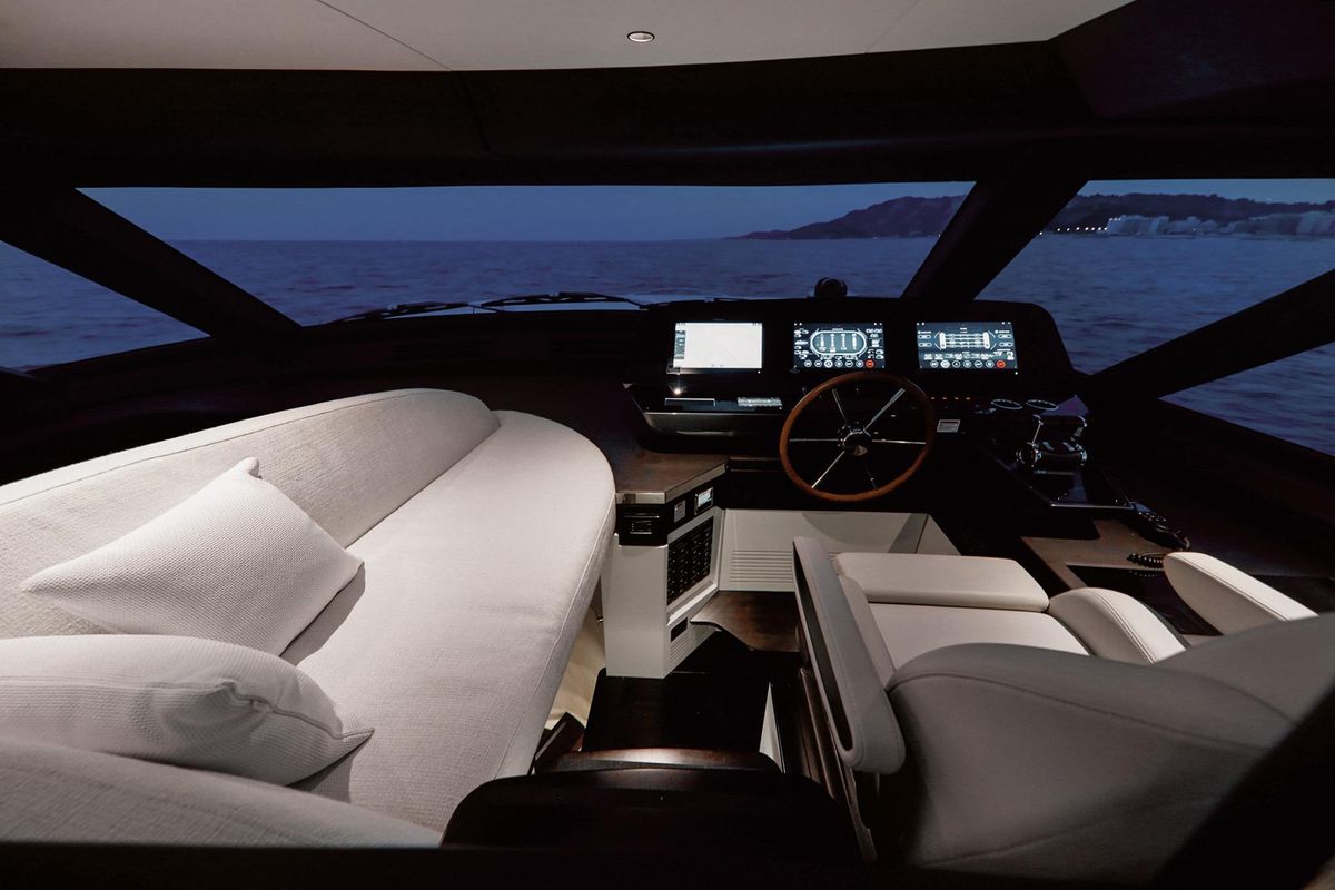 2024 Azimut 82 