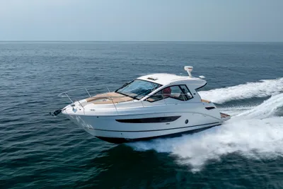 Sea Ray Sundancer 350 Coupe