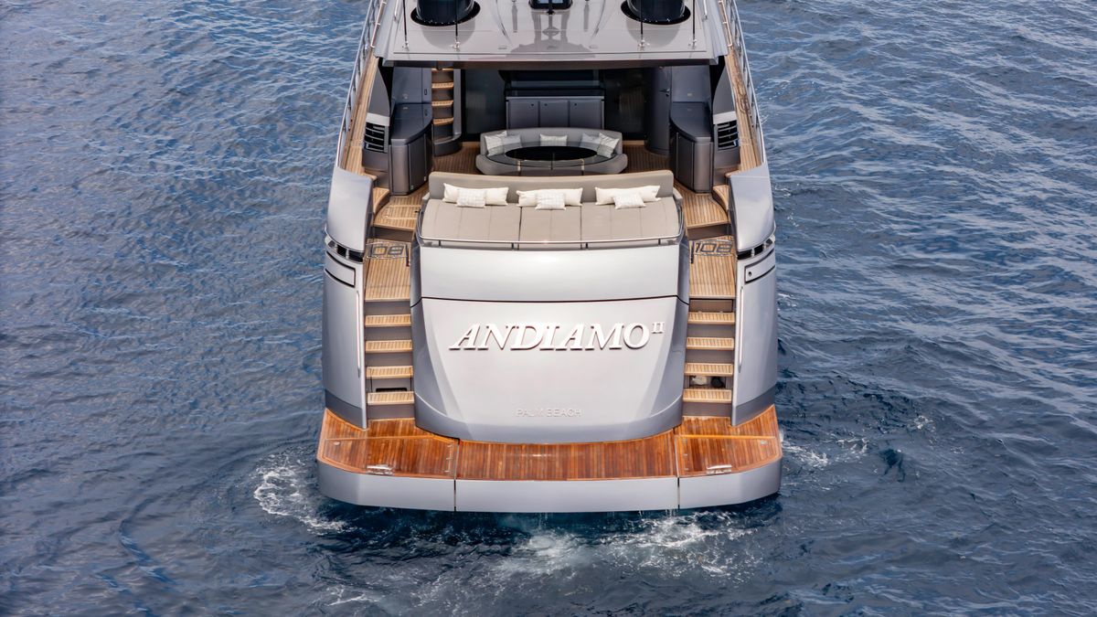 2021 Pershing 108 