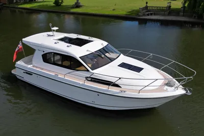 2019 Haines 32 SEDAN