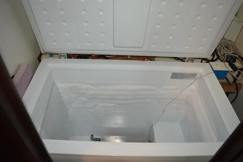 Janie D Yacht Photos Pics Chest Freezer