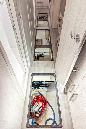 Aquarius Yacht Photos Pics 