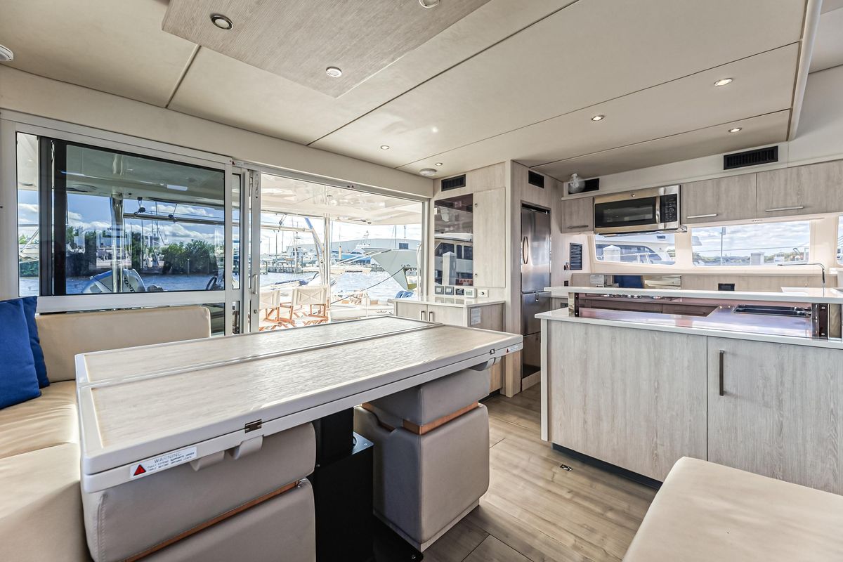 2016 Leopard 58 