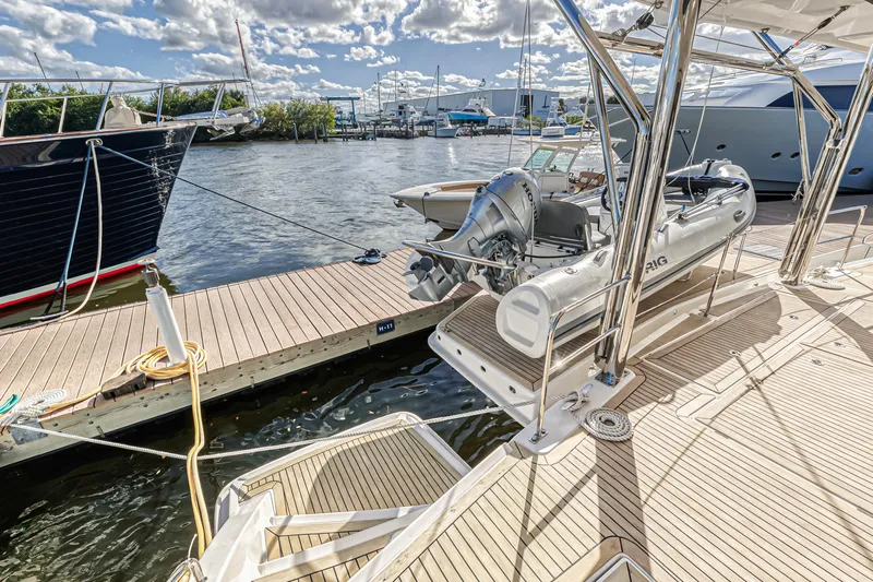 Aquarius Yacht Photos Pics 