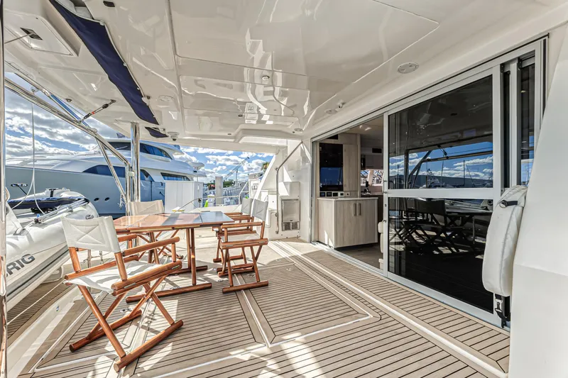 Aquarius Yacht Photos Pics 