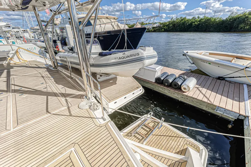 Aquarius Yacht Photos Pics 