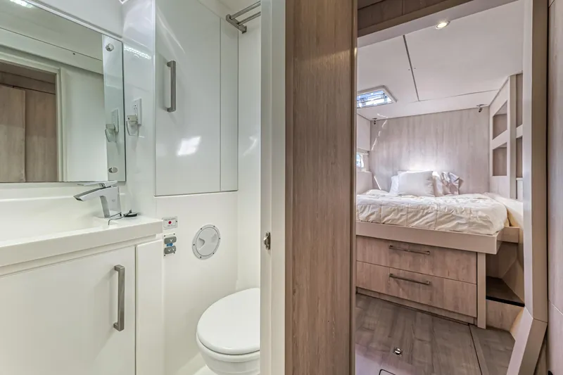 Aquarius Yacht Photos Pics 